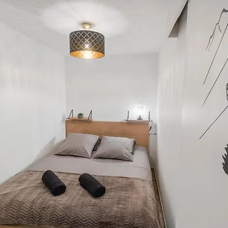 Renove Avec Vue Panoramique Et Sauna Apartman *