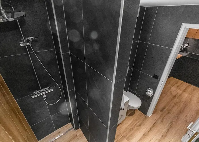 Renove Avec Vue Panoramique Et Sauna 公寓